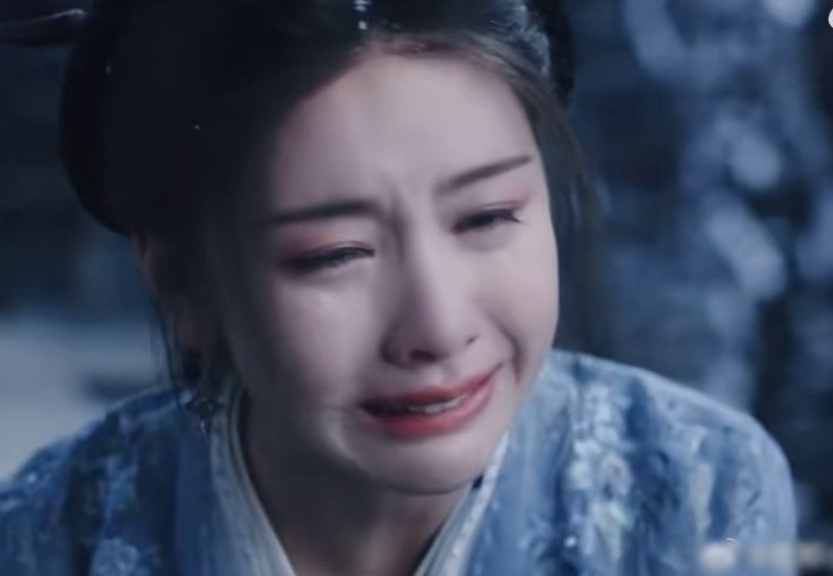 Nhìn mỹ nhân này khóc còn buồn cười hơn xem 100 bộ phim hài, méo mó mặt mày không có nổi 1 giọt nước mắt- Ảnh 5.