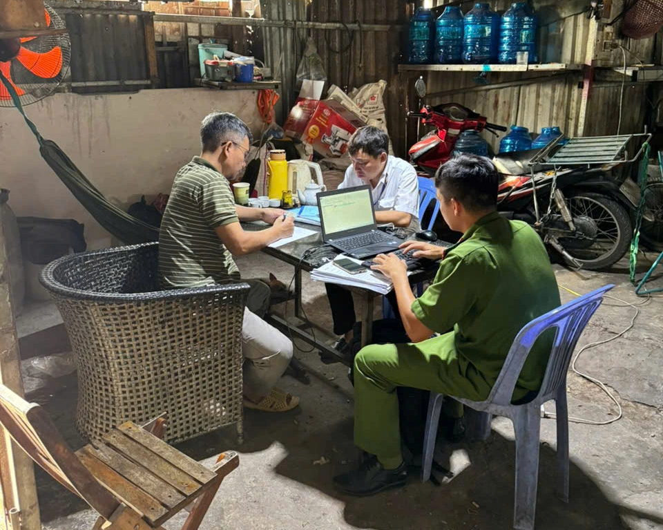 Đột kích 2 lò giết mổ heo trái phép trong hẻm sâu ở TP.HCM - Ảnh 5.