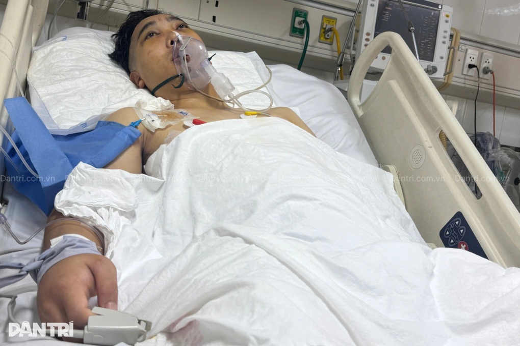 Cựu nam sinh Bách khoa nguy kịch sau biến cố tâm lý, gia đình nghèo cầu cứu - 3