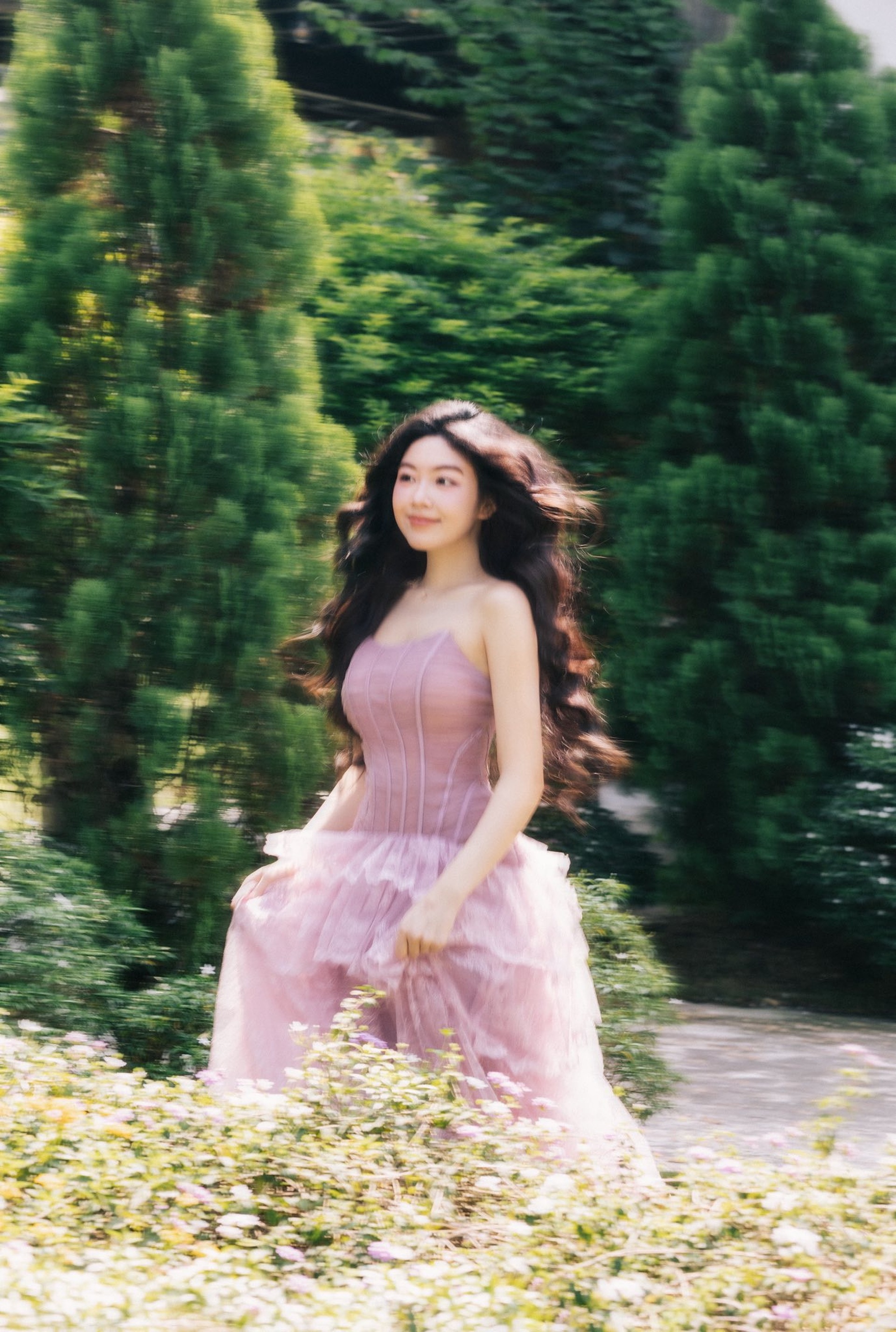 Nhan sắc tuổi 20 vạn người mê của Lọ Lem - con gái MC Quyền Linh - 10