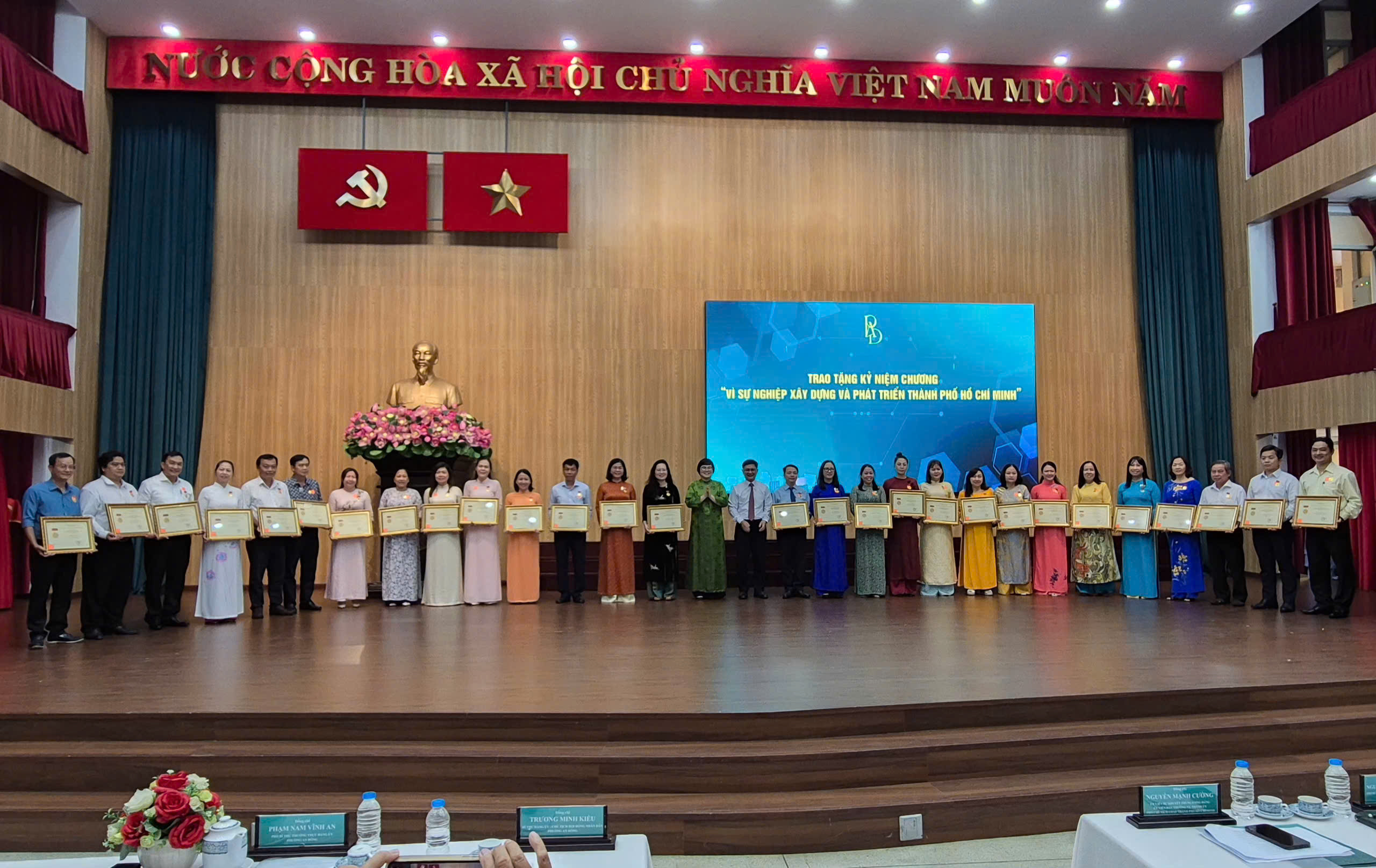 - Ảnh 5. - Ảnh 5.