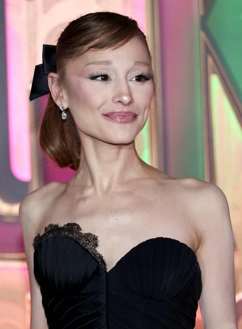 Con dâu nhà Beckham gầy trơ xương, dấy lên tranh cãi về chuẩn đẹp độc hại - 4