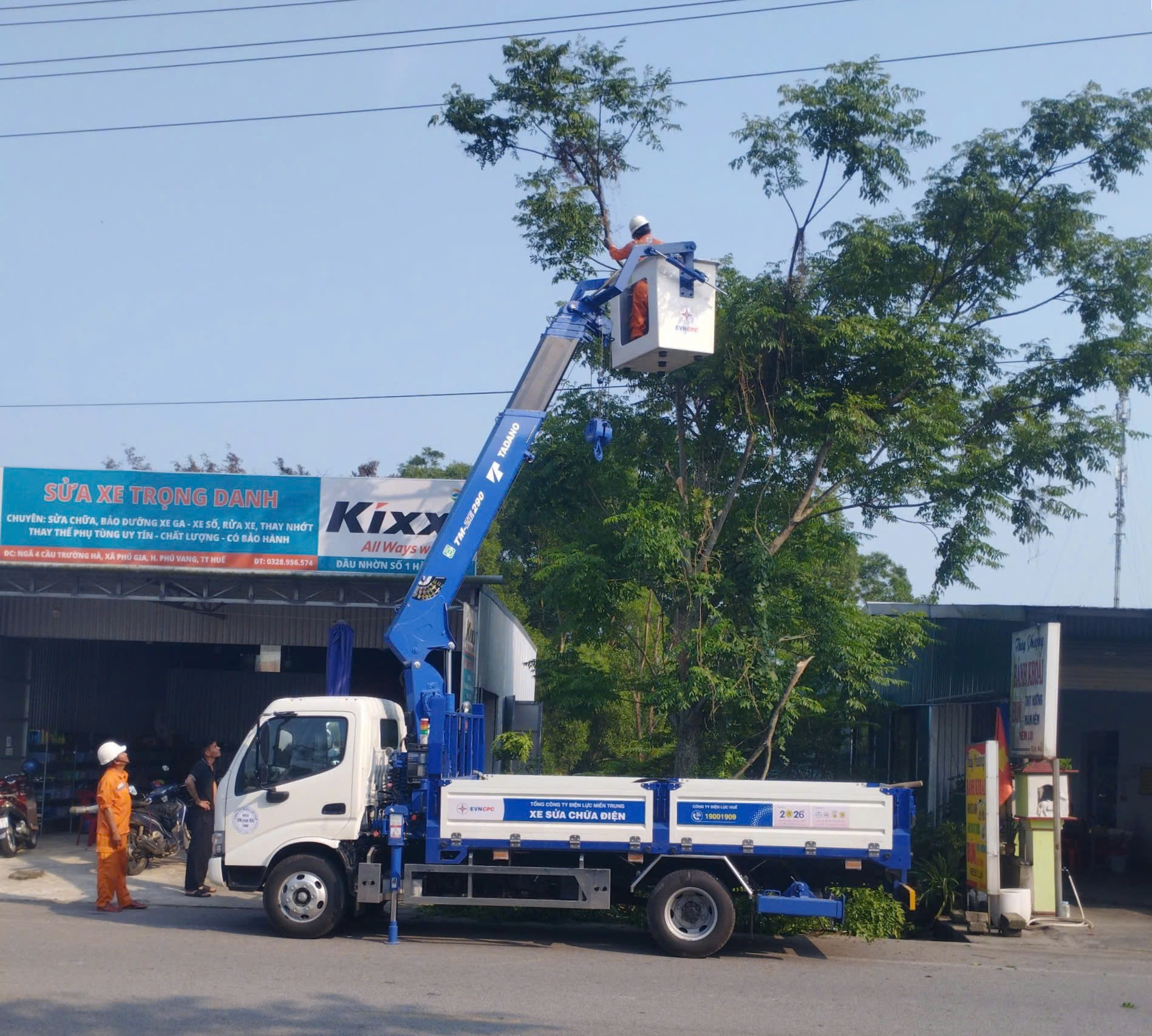 Nhiều nơi ở Huế nhiệt độ đã cao hơn năm 2025, mùa khô liệu có thiếu điện? - Ảnh 2.