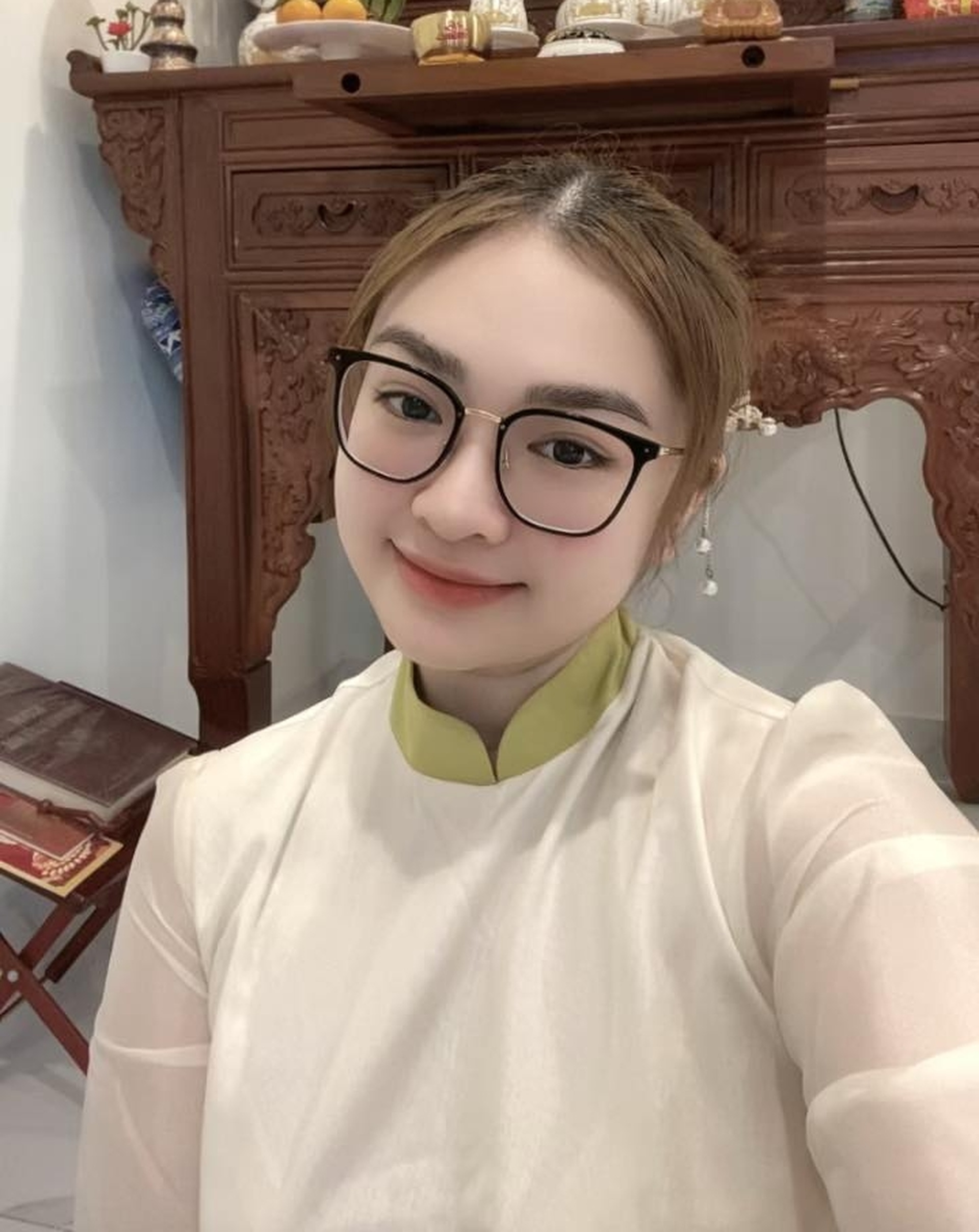 Thiện Nhân trước khi mất tích: Nhan sắc thay đổi, cuộc sống 4 năm ra sao? - 3 Thiện Nhân trước khi mất tích: Nhan sắc thay đổi, cuộc sống 4 năm ra sao? - 3