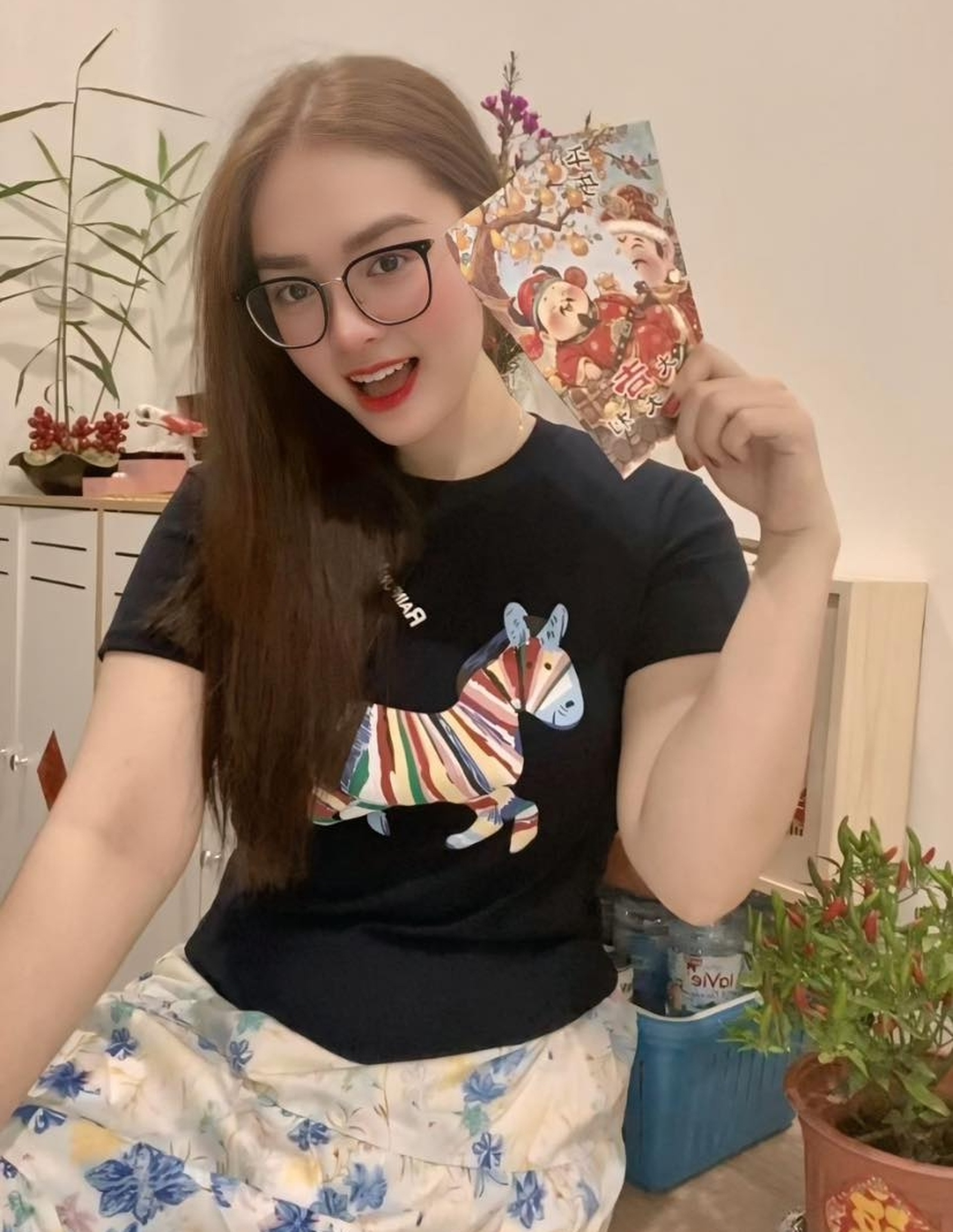 Thiện Nhân trước khi mất tích: Nhan sắc thay đổi, cuộc sống 4 năm ra sao? - 4 Thiện Nhân trước khi mất tích: Nhan sắc thay đổi, cuộc sống 4 năm ra sao? - 4