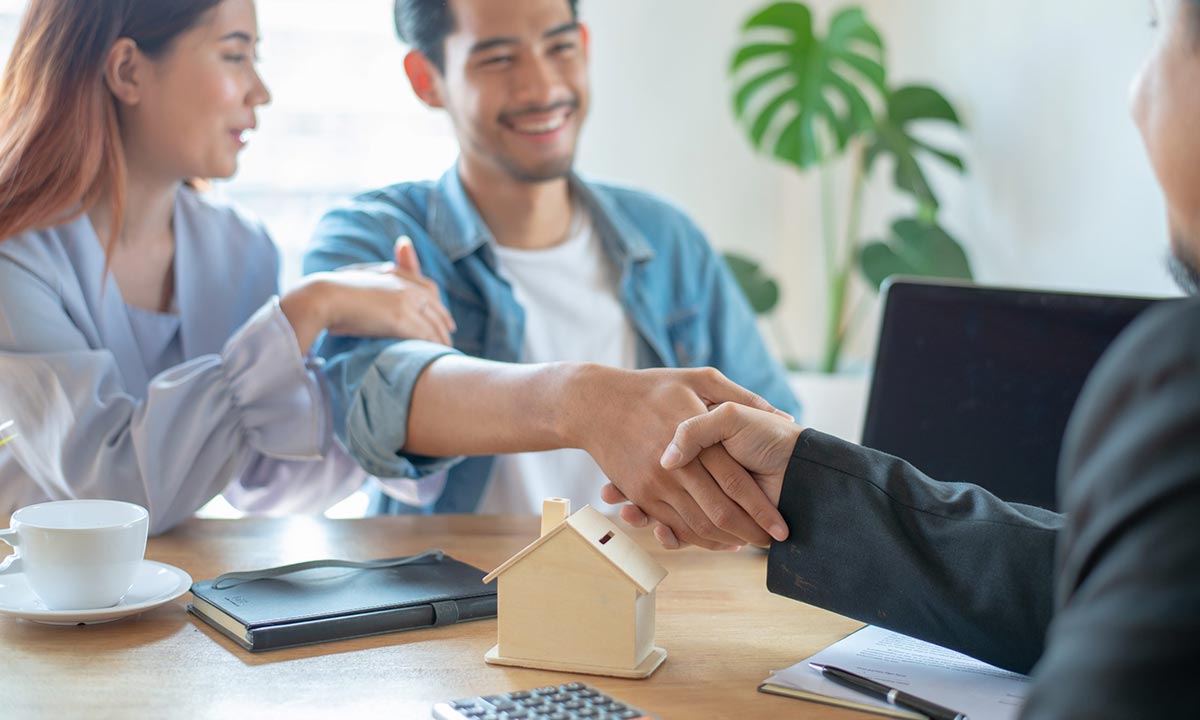 Nhận bán nhà hộ, người môi giới vào ở luôn 1 năm: Nhìn hóa đơn điện nước, tòa án phán quyết 