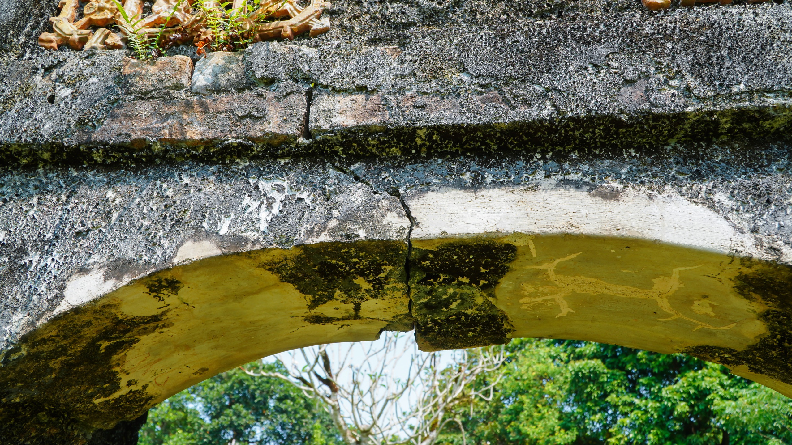 Di tích điện Voi Ré, nơi thờ voi chiến triều Nguyễn, đang xuống cấp- Ảnh 5. Di tích điện Voi Ré, nơi thờ voi chiến triều Nguyễn, đang xuống cấp- Ảnh 5.