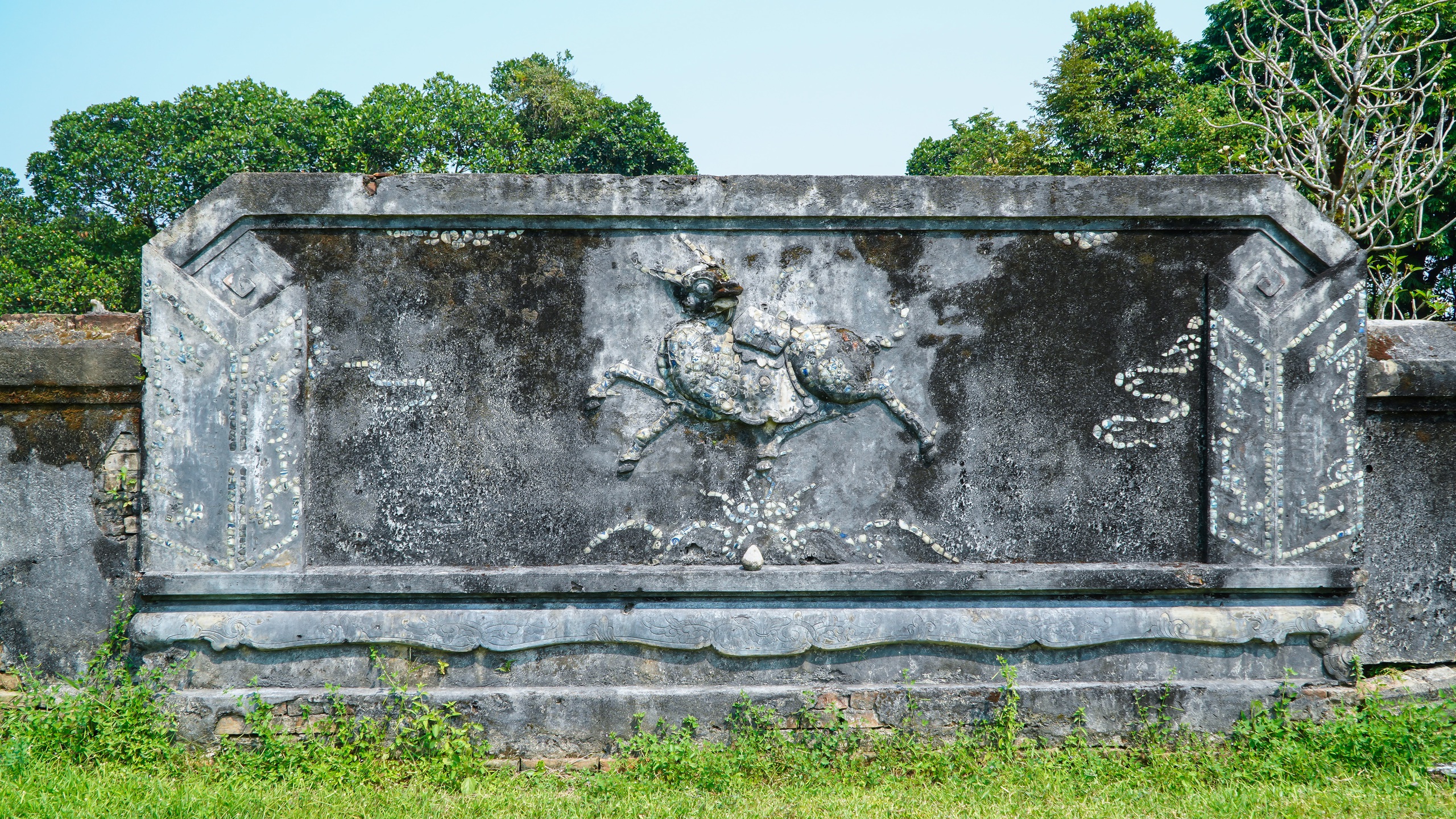 Di tích điện Voi Ré, nơi thờ voi chiến triều Nguyễn, đang xuống cấp- Ảnh 12. Di tích điện Voi Ré, nơi thờ voi chiến triều Nguyễn, đang xuống cấp- Ảnh 12.