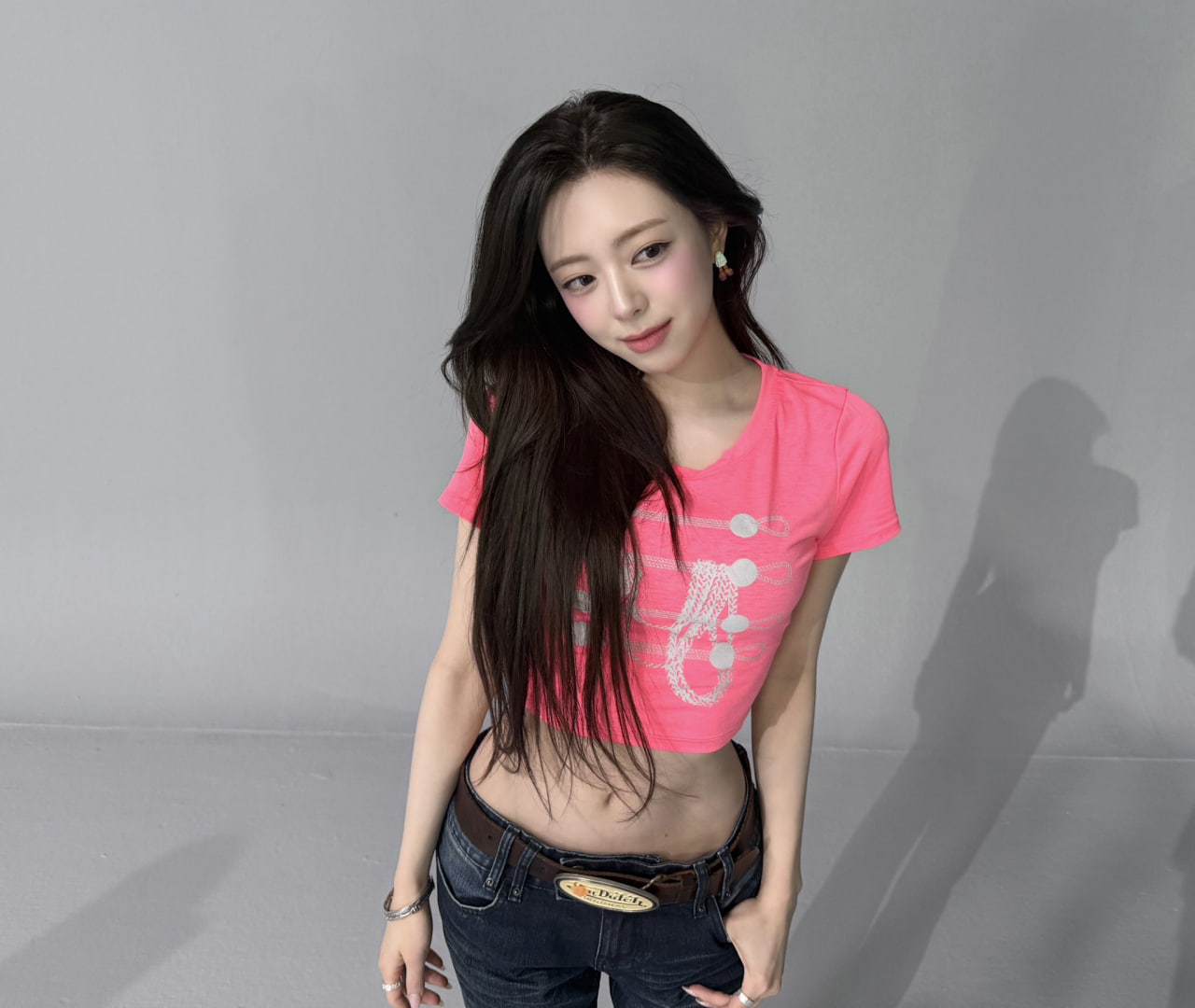 Mỹ nhân được đề cử đẹp nhất thế giới hết thời: Doanh thu album thấp nhất lịch sử, bốc hơi khỏi toàn bộ BXH- Ảnh 7.