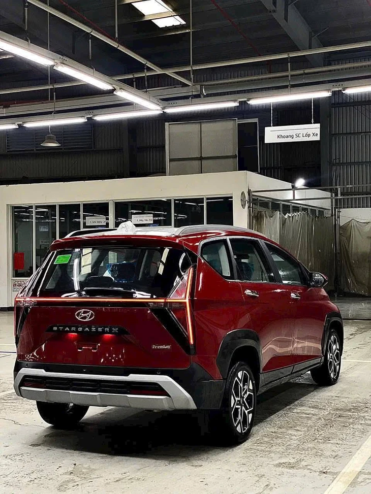 Tin tức giá xe: Hàng loạt xe MPV giảm giá, có mẫu hạ cả trăm triệu 2 giảm giá - Ảnh 2.