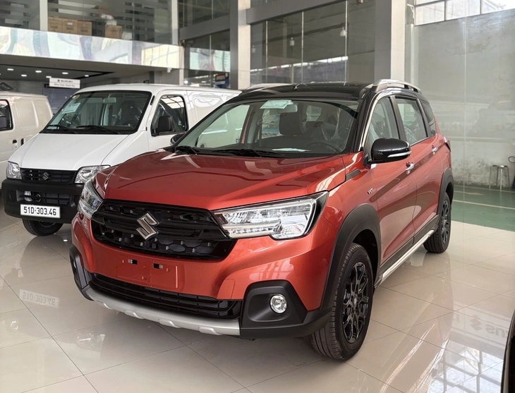 Tin tức giá xe: Hàng loạt xe MPV giảm giá, có mẫu hạ cả trăm triệu 7 giảm giá - Ảnh 7.