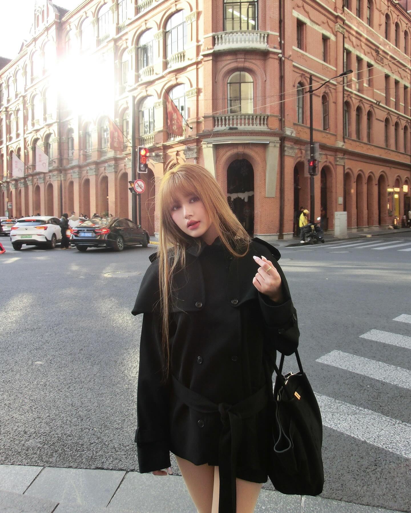 1775556816 725 Gia Danh tieng Thi phi