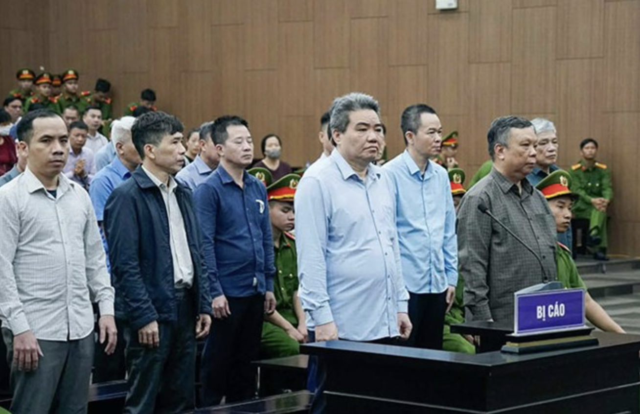 Cựu thứ trưởng Hoàng Văn Thắng nhận 4 năm tù vì hối lộ 4 , 5 tỉ đồng - Ảnh 1.