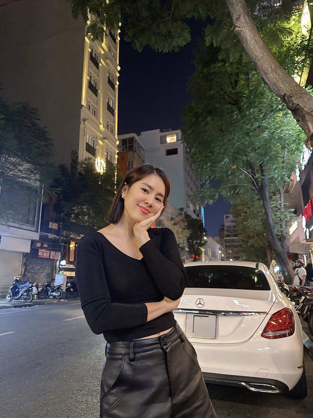 Nhờ kết hợp nhiều phương pháp như vậy nên Lê Phương ngày càng trẻ trung, xinh đẹp nhận được nhiều vai diễn có kịch bản phù hợp.