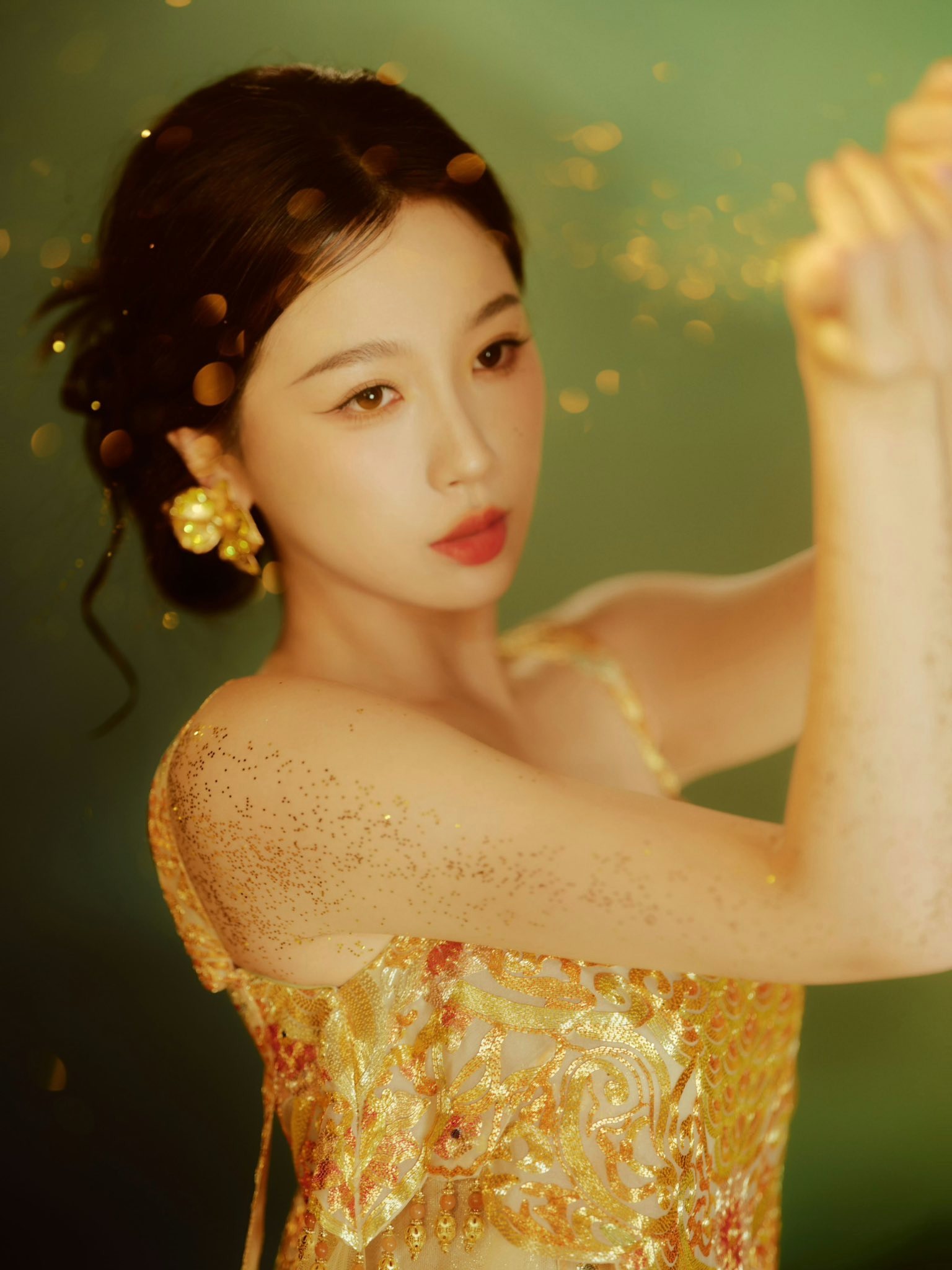 1775579767 0 Visual ngay cang sen sua dai trung uong cat song