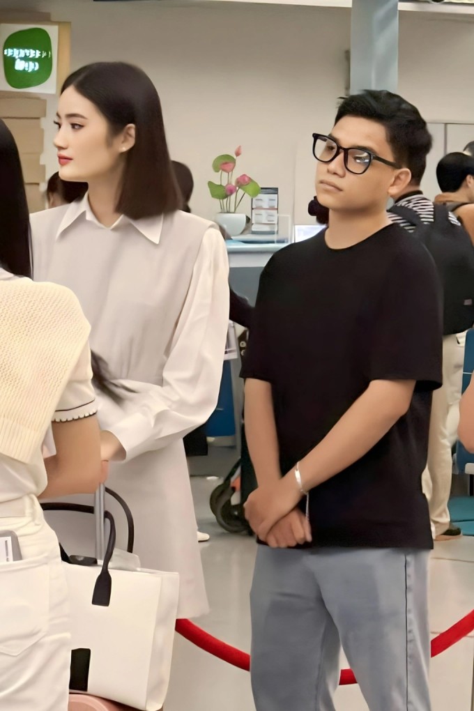 Chuyện tình thanh mai trúc mã của Ý Nhi và bạn trai cùng lớp - 5