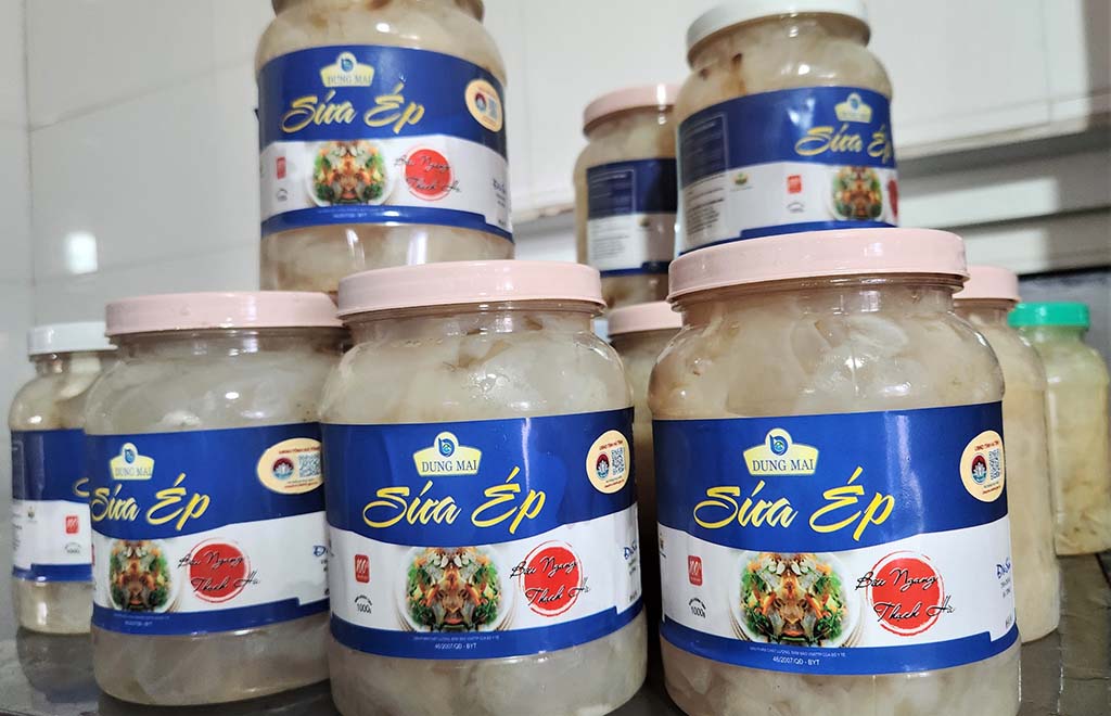 Những khoang thuyền chở 'vàng trắng' về bờ 4 Mùa lộc biển: Những khoang thuyền chở 'vàng trắng' về bờ - Ảnh 4.