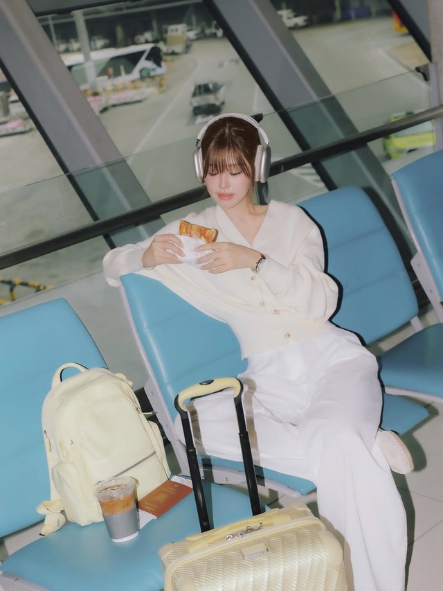 Công thức mặc đẹp không bao giờ lỗi mốt 6 Monochrome trắng: Công thức mặc đẹp không bao giờ lỗi mốt - Ảnh 6.