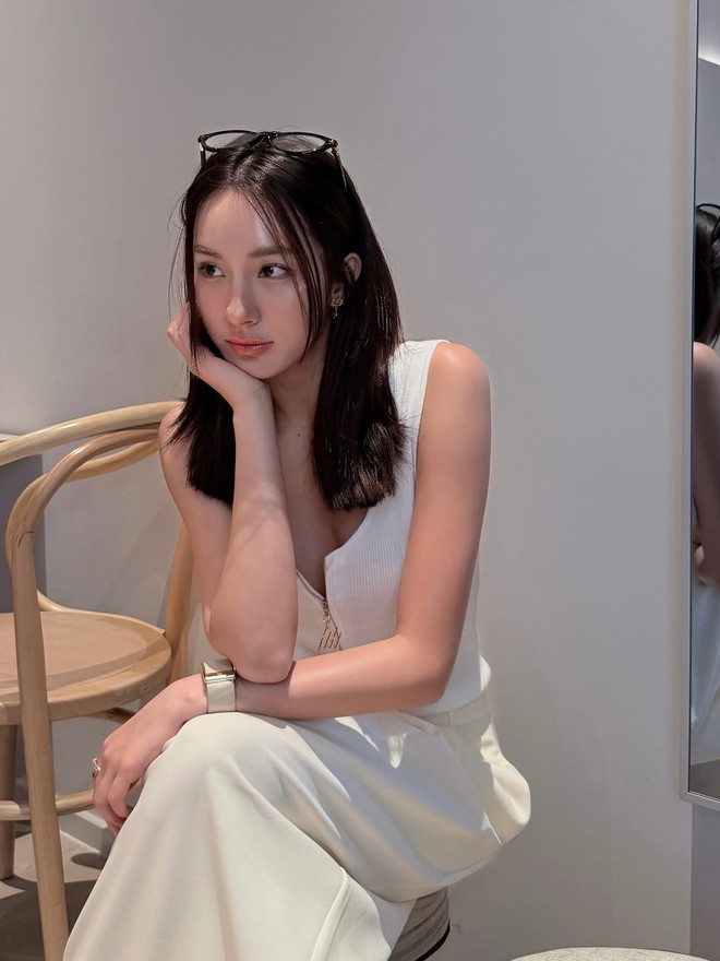 Công thức mặc đẹp không bao giờ lỗi mốt 8 Monochrome trắng: Công thức mặc đẹp không bao giờ lỗi mốt - Ảnh 8.