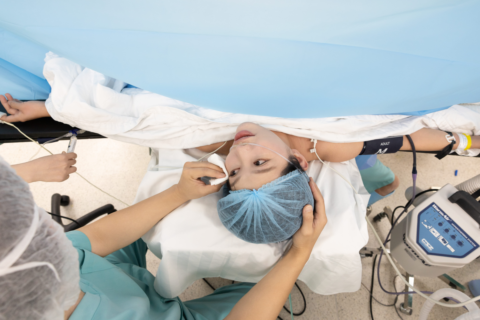 1775618304 85 A hau Che Nguyen Quynh Chau sinh con trai dau