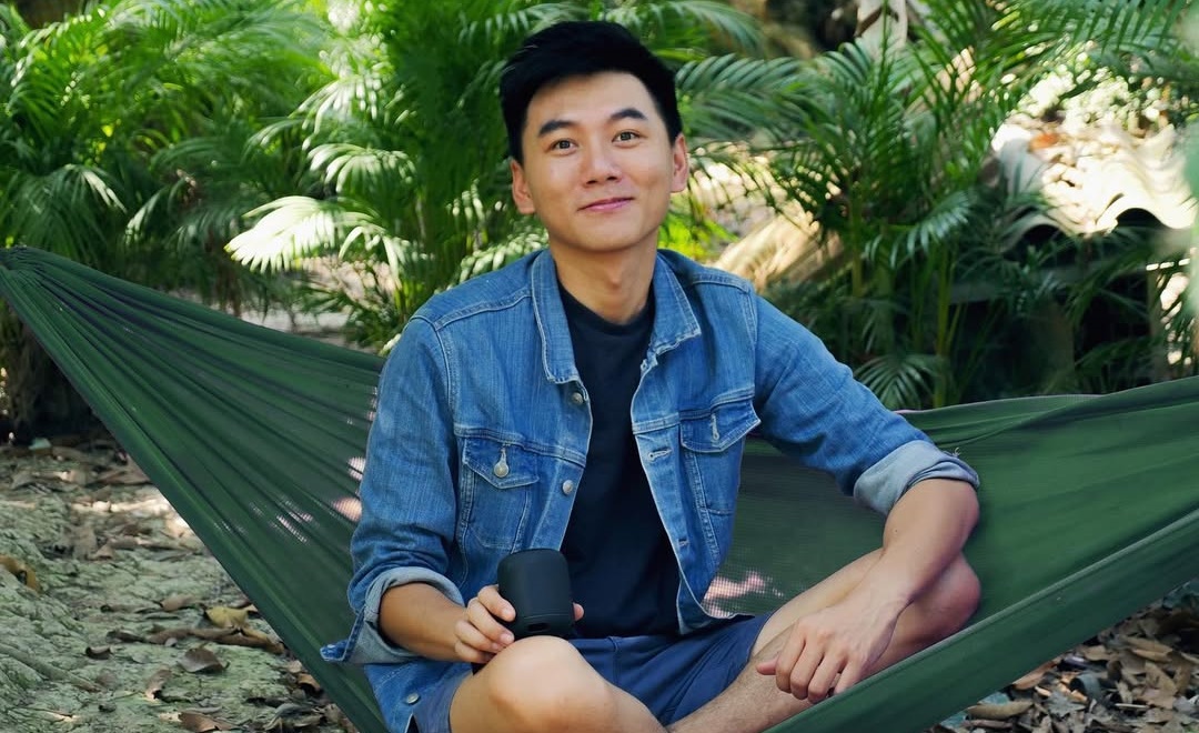 Gia đình Ấn Độ nấu cơm mời Khoai Lang Thang