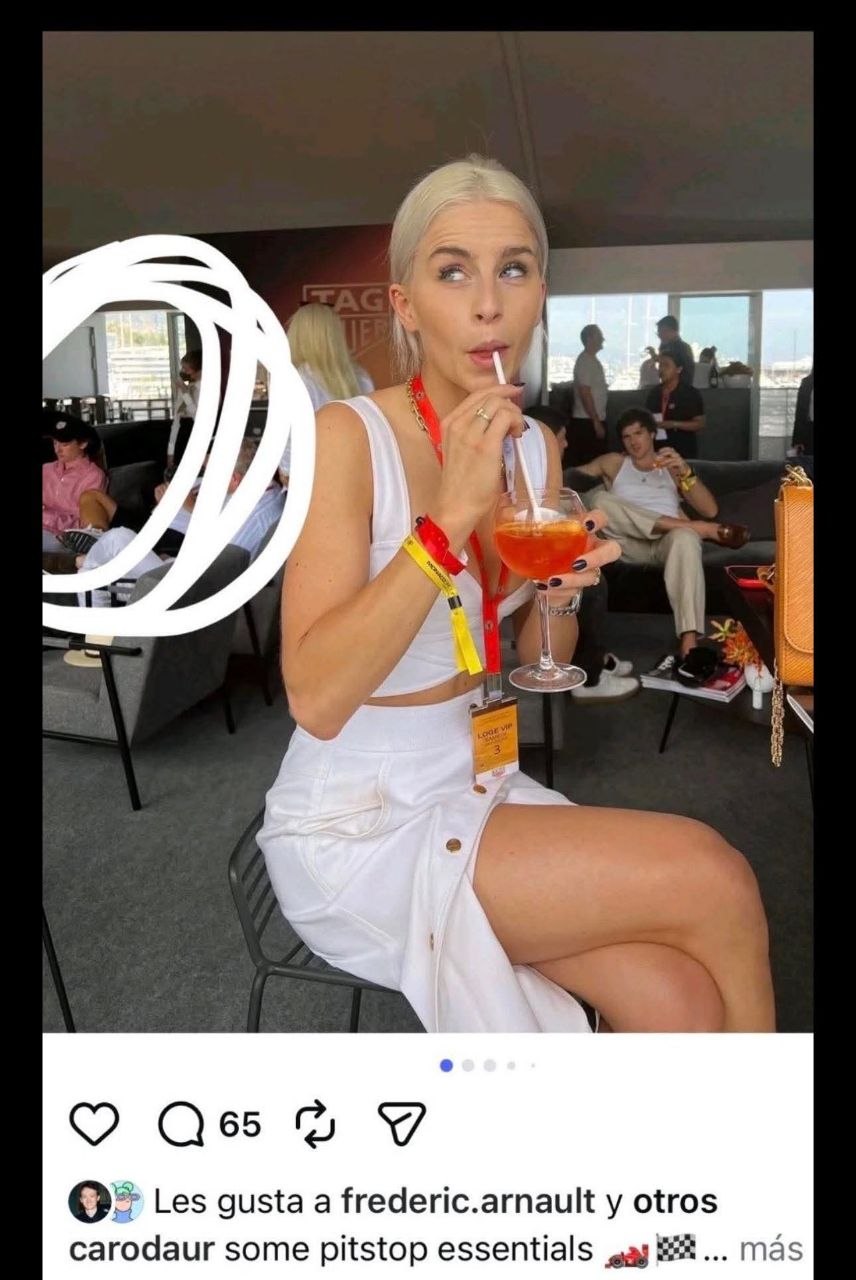 1775619628 842 Ban trai ty phu chia tay Lisa BLACKPINK lo anh