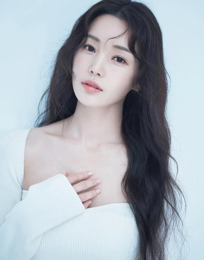 Thời gian bỏ quên mỹ nhân này: U50 trẻ khó tin, đi hát 20 năm mà nhìn như mối tình đầu- Ảnh 5.