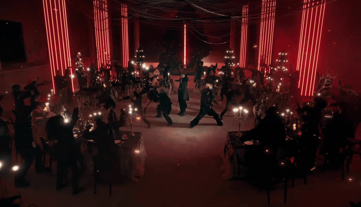 1775630267 623 BTS rat dep trai nhung van bi my nu chan