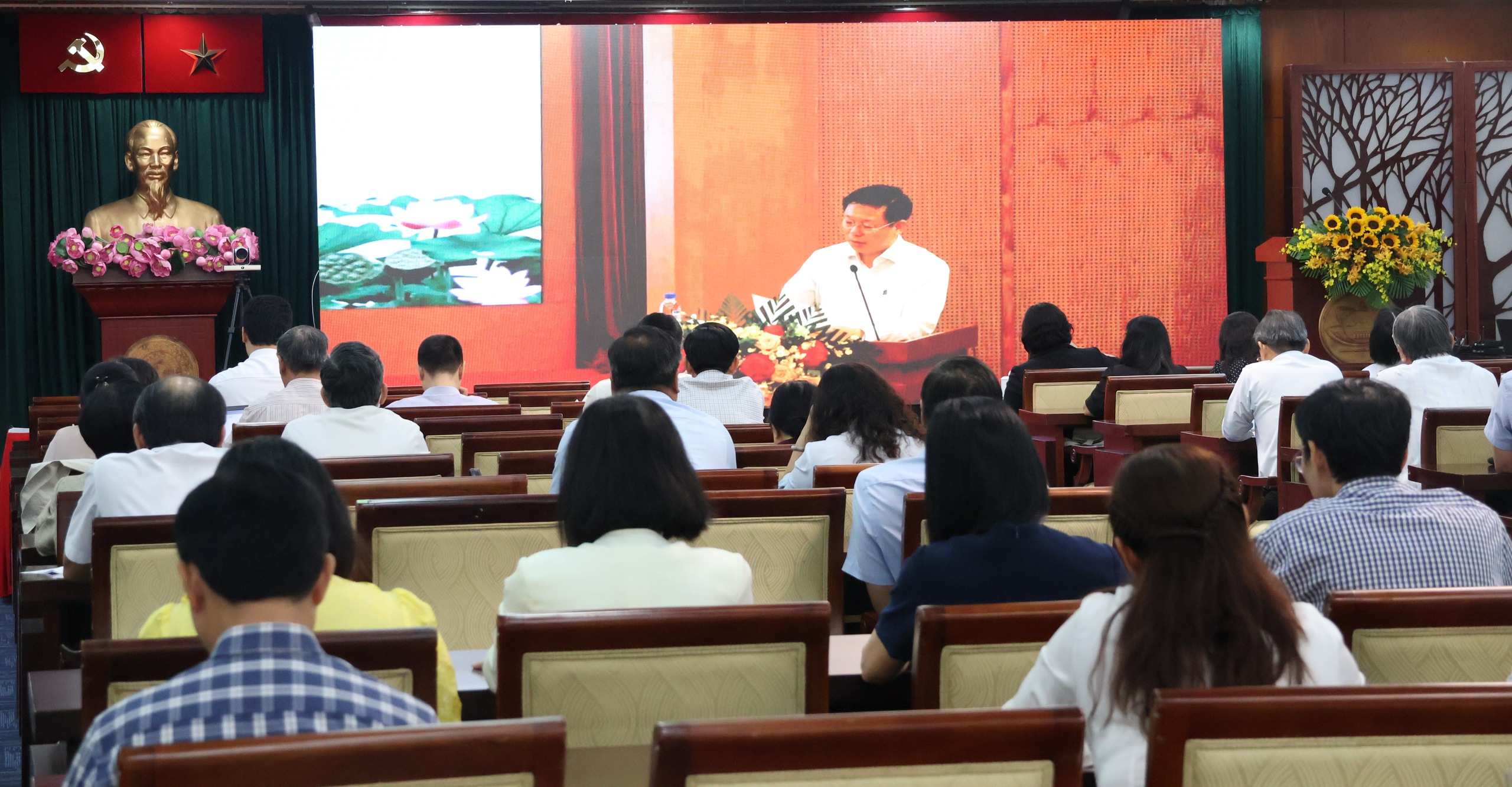 Mỗi tác phẩm báo chí phải mang "hơi thở" cuộc sống, lan tỏa tinh thần Nghị quyết 3 Mỗi tác phẩm báo chí phải mang