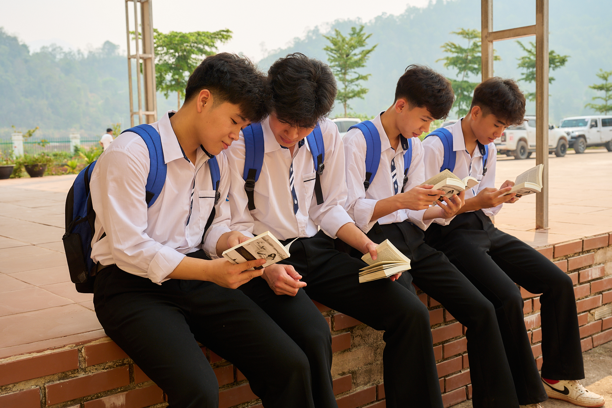 Hành trình Từ Trái Tim thắp sáng ước mơ lập nghiệp cho học sinh Điện Biên- Ảnh 6. Hành trình Từ Trái Tim thắp sáng ước mơ lập nghiệp cho học sinh Điện Biên- Ảnh 6.