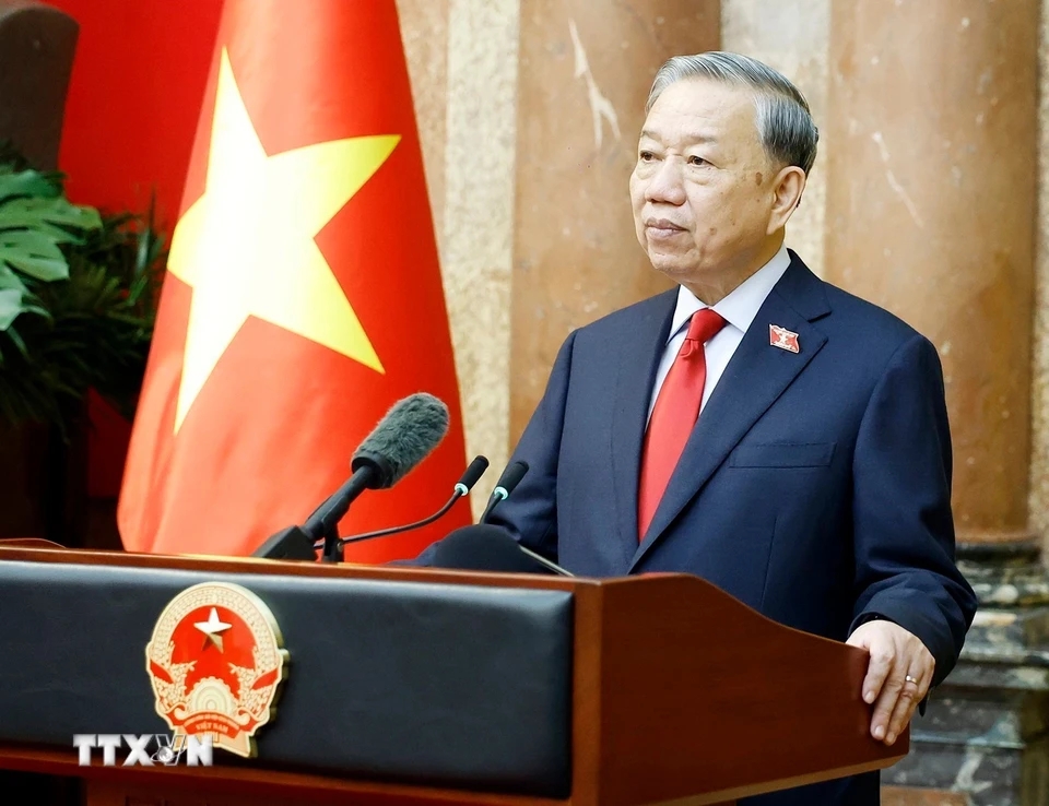 Tổng Bí thư Tô Lâm công bố Quyết định bổ nhiệm thành viên Chính phủ nhiệm kỳ 2026 - 2031 - Ảnh 2. Tổng Bí thư Tô Lâm công bố Quyết định bổ nhiệm thành viên Chính phủ nhiệm kỳ 2026 - 2031 - Ảnh 2.