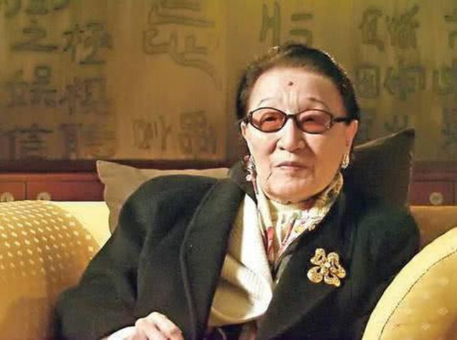 Cách cách cuối cùng của nhà Thanh sống đến năm 2014, lúc cuối đời mới công khai bí mật của gia tộc - Ảnh 4.