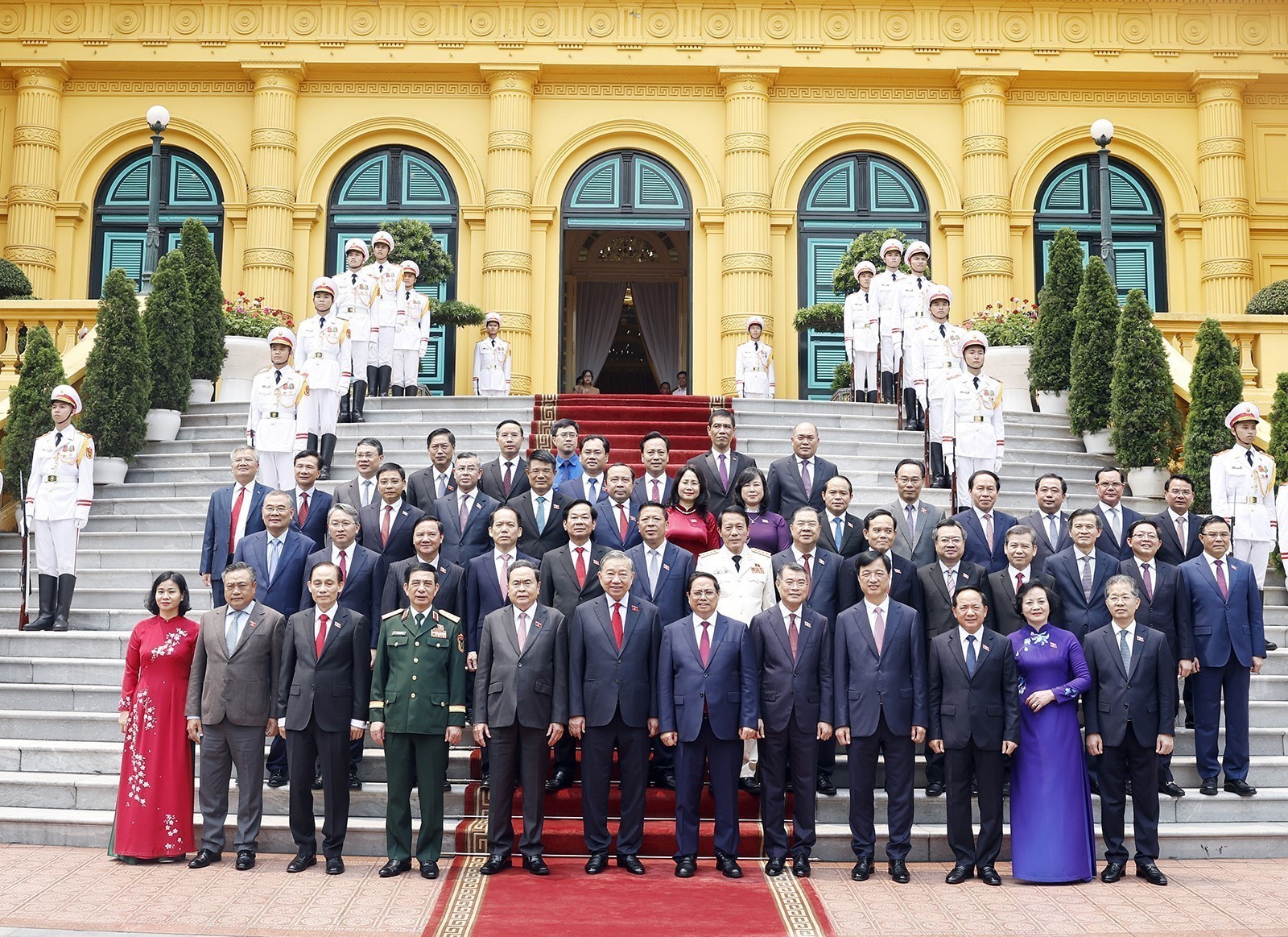 Tổng Bí thư, Chủ tịch nước trao quyết định bổ nhiệm các thành viên Chính phủ 3 Chính phủ - Ảnh 3.