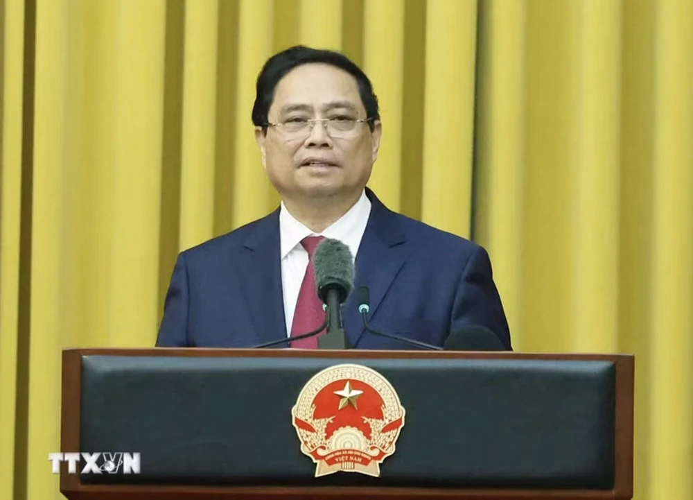 tong-bi-thu-chu-tich-nuoc-chu-tri-hoi-nghi-cong-bo-cac-quyet-dinh-doi-voi-chinh-phu-12 copy.jpg