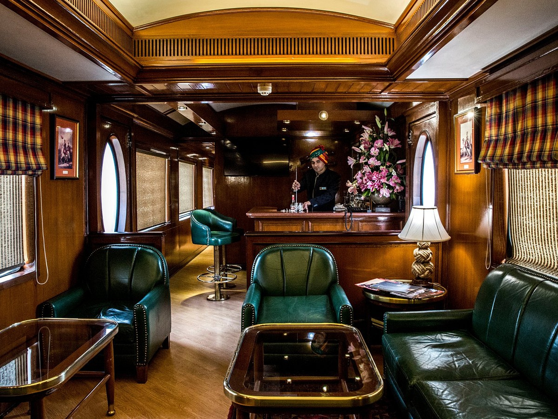 Chuyến tàu xa xỉ nhất thế giới: 500 triệu đồng/người, sống như hoàng gia - 12