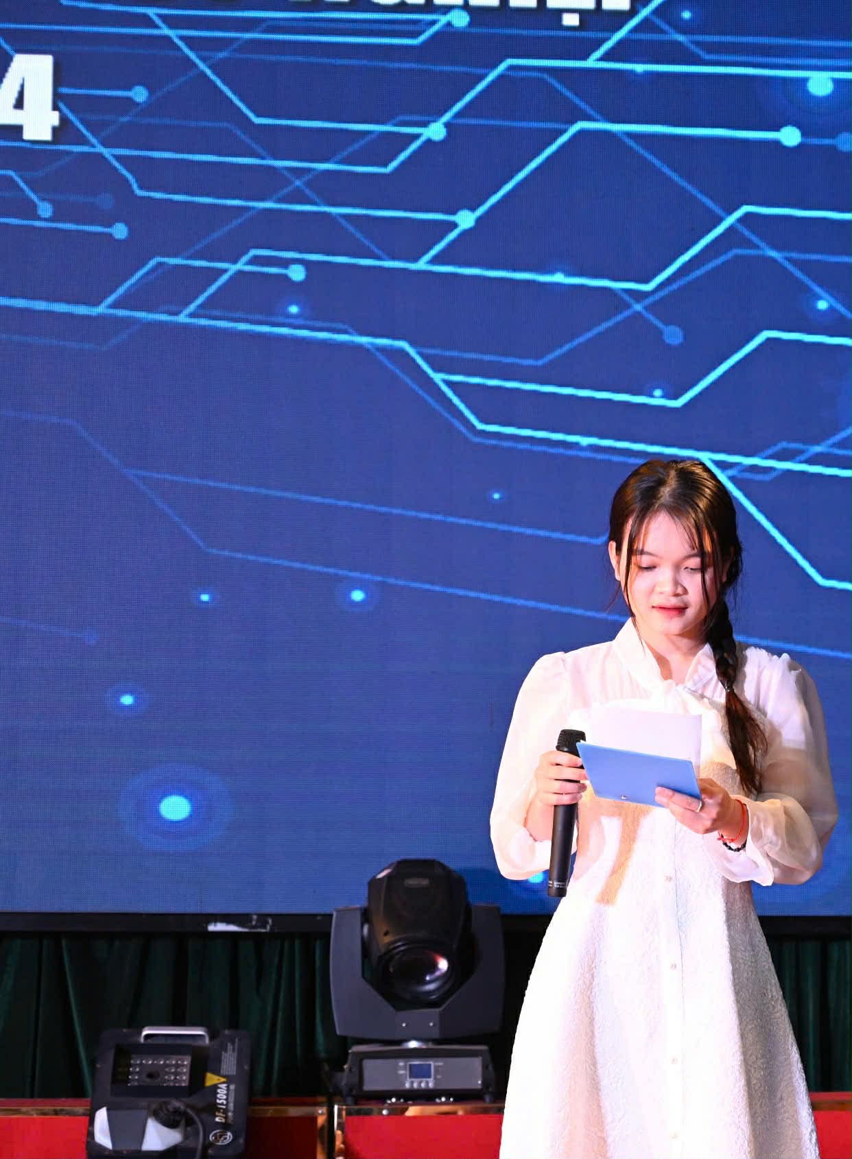 1775648063 377 2 nam cung nhau gianh lai su song va cai