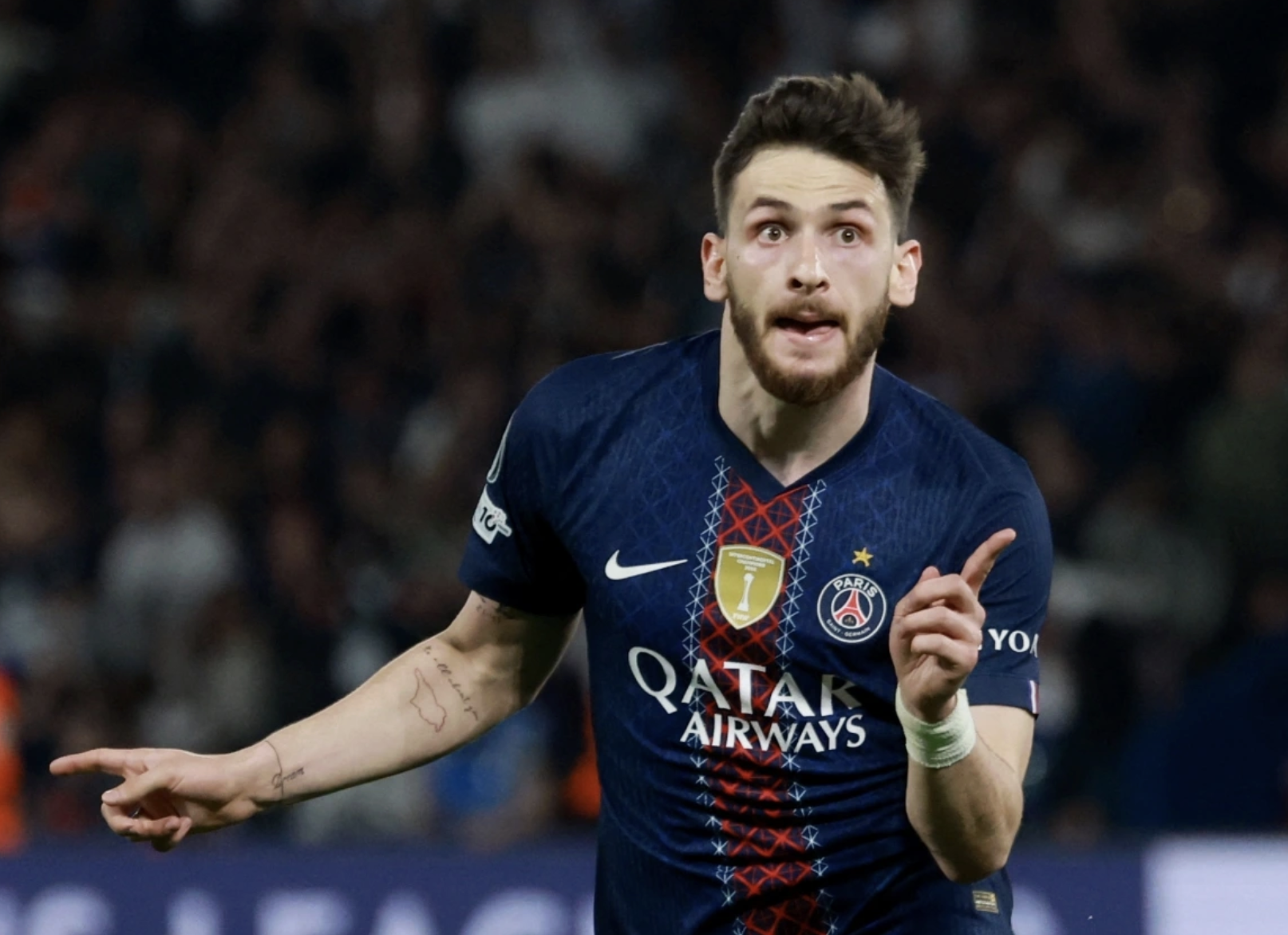 Liverpool 'vụn vỡ' bị PSG đánh bại, Barca trả giá cực đắt vì sai lầm tai hại- Ảnh 2.