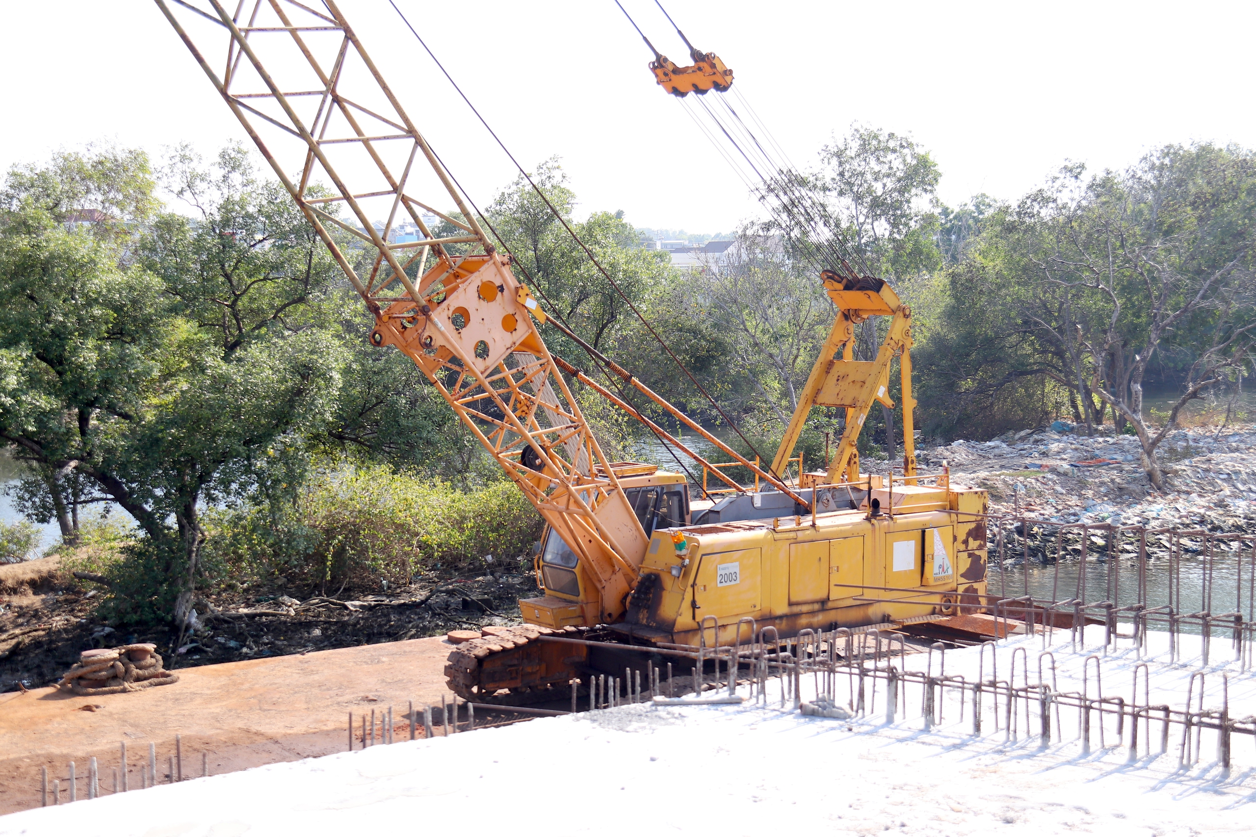 Cầu Văn Thánh bắc qua sông Cà Ty: Vì sao phải xây từ giữa sông? - Ảnh 6.