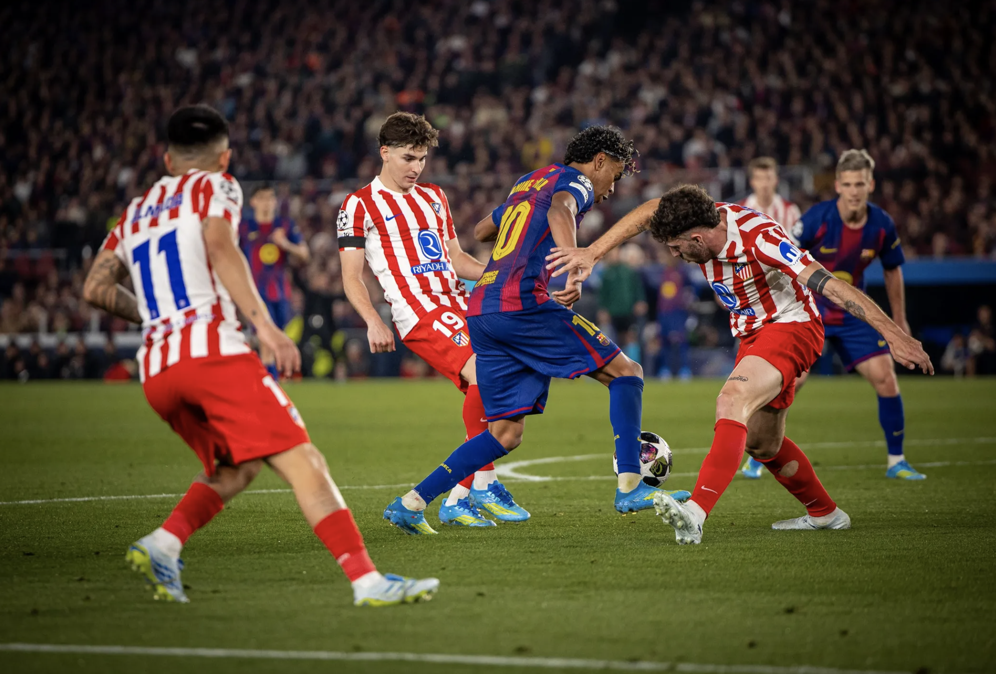 Barcelona thua sốc sân nhà, Atletico Madrid mơ vé bán kết Champions League - Ảnh 2.