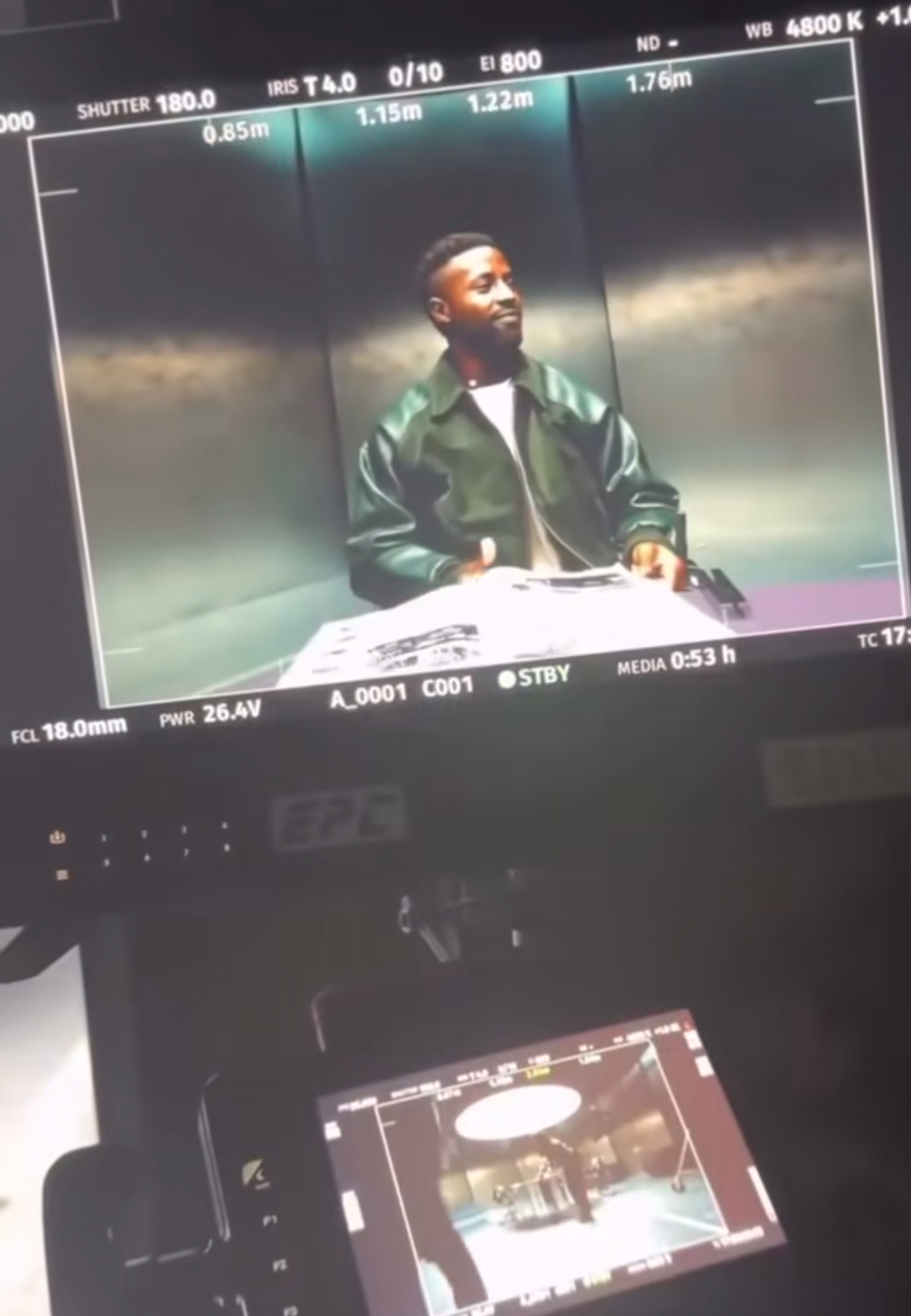 1775695339 863 Giai ma ao giac thi giac Messi hoi ngo Ronaldo