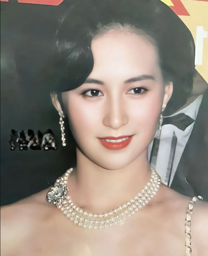 Ái nữ thừa kế của trùm sòng bạc Macau gia tài 118.500 tỷ đồng bị một người quấy rối, đe dọa suốt 1 năm- Ảnh 3.