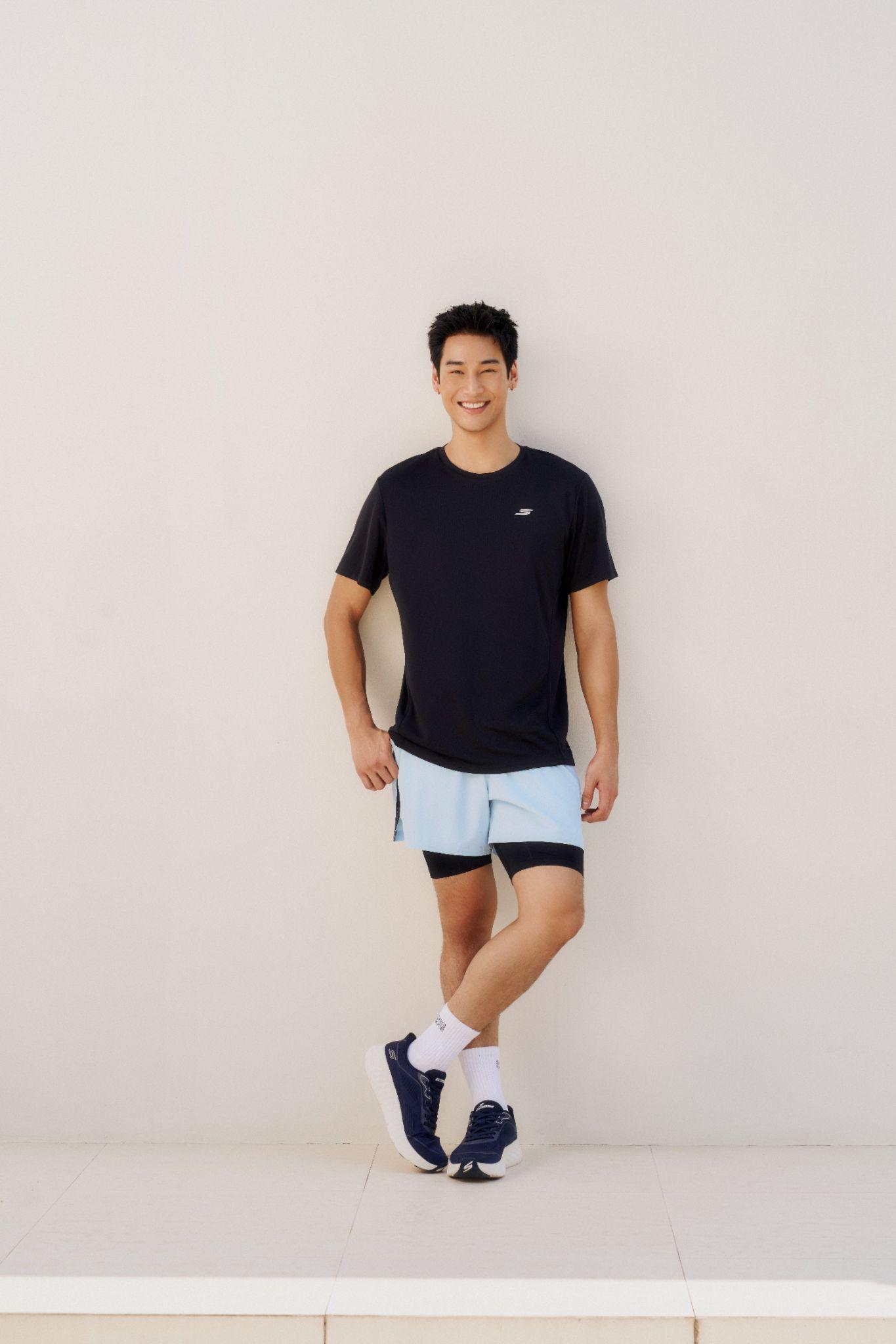 Skechers GOWalk Max Cushioning Flex – Trải nghiệm thoải mái trong từng chuyển động thường ngày - Ảnh 6. Skechers GOWalk Max Cushioning Flex – Trải nghiệm thoải mái trong từng chuyển động thường ngày - Ảnh 6.