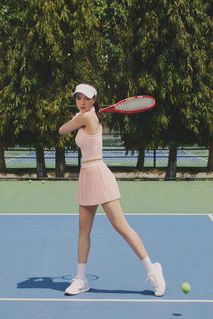 Lâm Bích Tuyền giữ eo 60 cm nhờ ăn chay, chơi tennis 4 Lâm Bích Tuyền giữ eo 60 cm nhờ ăn chay, chơi tennis - 3