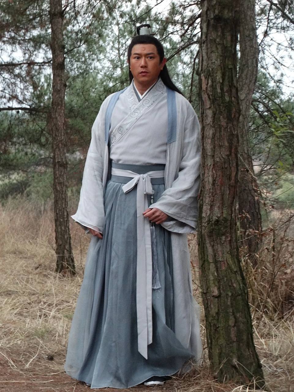 Hoàng đế đẹp nhất màn ảnh tụt dốc nhan sắc trầm trọng, hết thời còn bị tố hại người khác mất mạng- Ảnh 9.