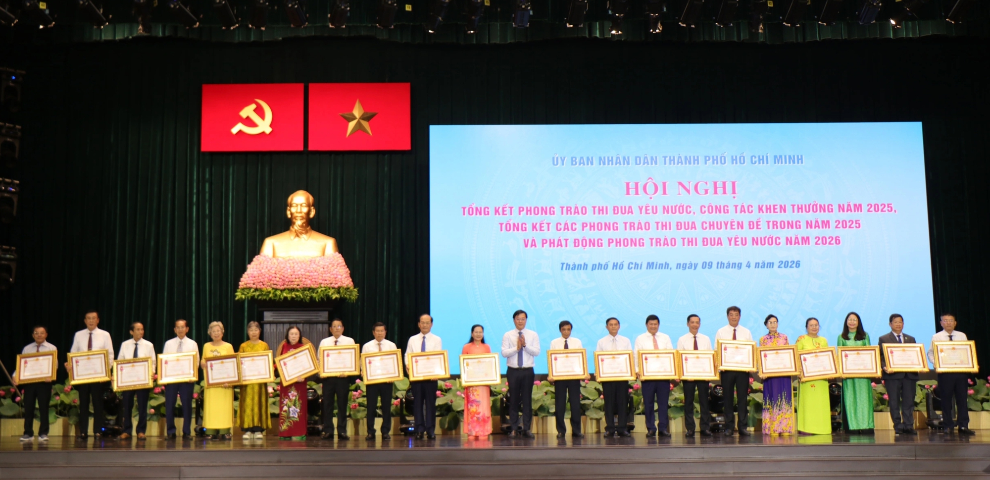 TP.HCM hướng tới tăng trưởng 2 con số sau năm 2025 bứt phá toàn diện - Ảnh 3.