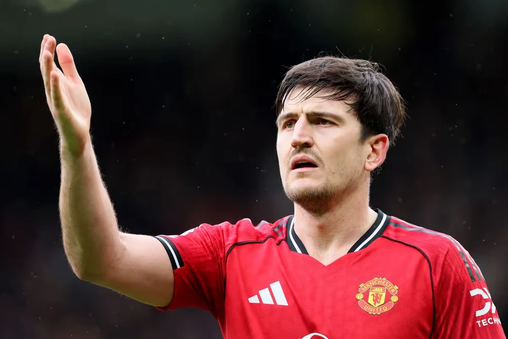 Maguire đã từ chối Inter Miami để ở lại MU. ẢNH: MIRROR/GETTY mu-harry-maguire.jpg