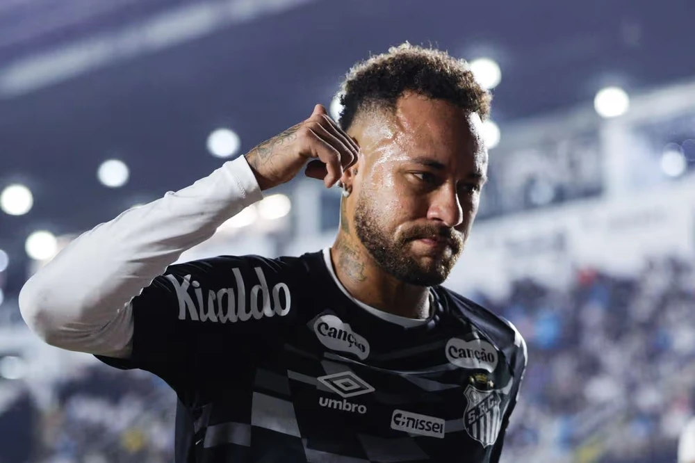 Neymar rất khó có cơ hội tham dự World Cup 2026. ẢNH: MIRROR/GETTY neymar-brazil.jpg