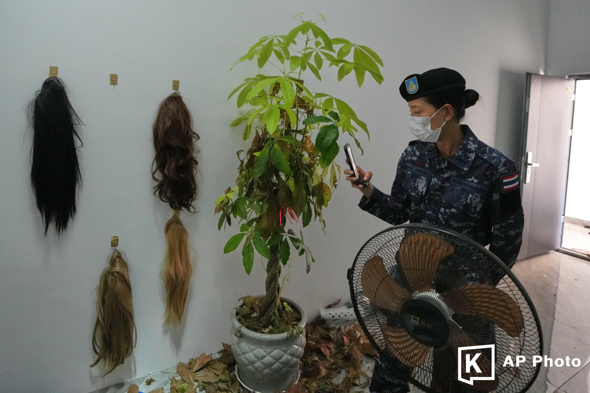 1775720825 630 Kich ban the SIM vuong vai khap 29 toa nha