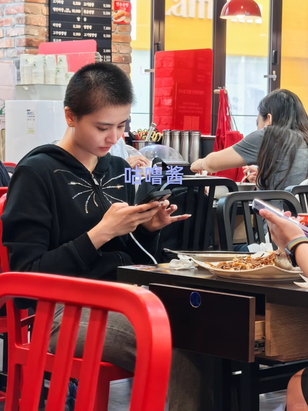 1775723169 209 My nu gen Z co visual dat gia nhat showbiz