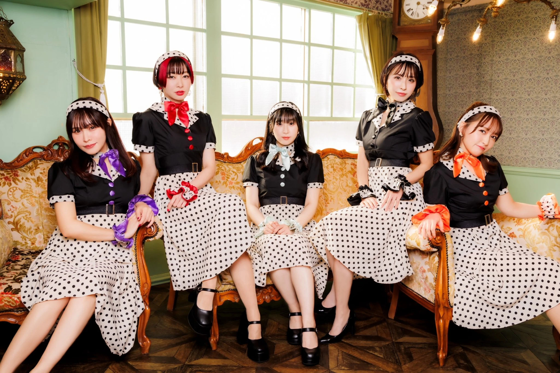 1775724845 160 2 thanh vien nhom nhac nu dot ngot mang thai